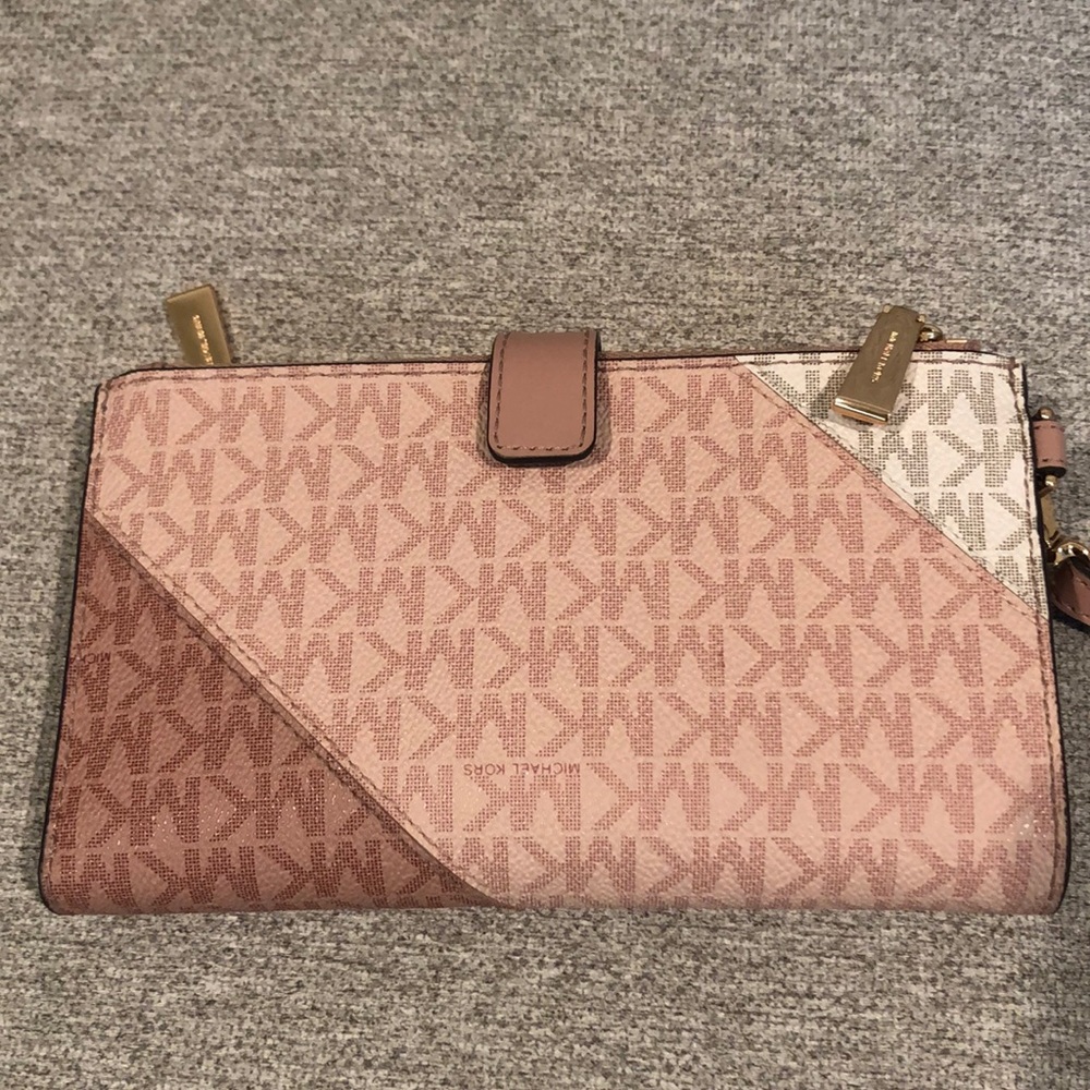 MK wallet